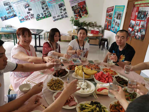 芳冠科技2019年7月生日会