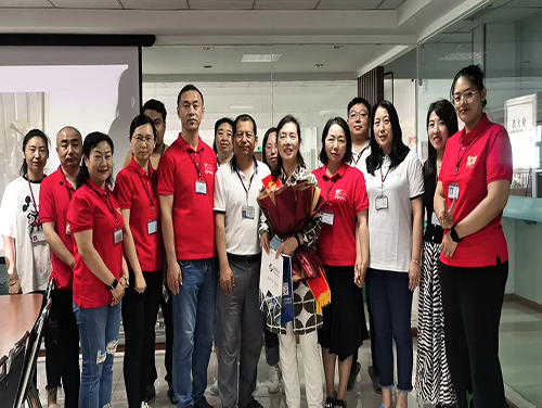 “感谢付出，祝福未来”---芳冠科技退休同事欢送会